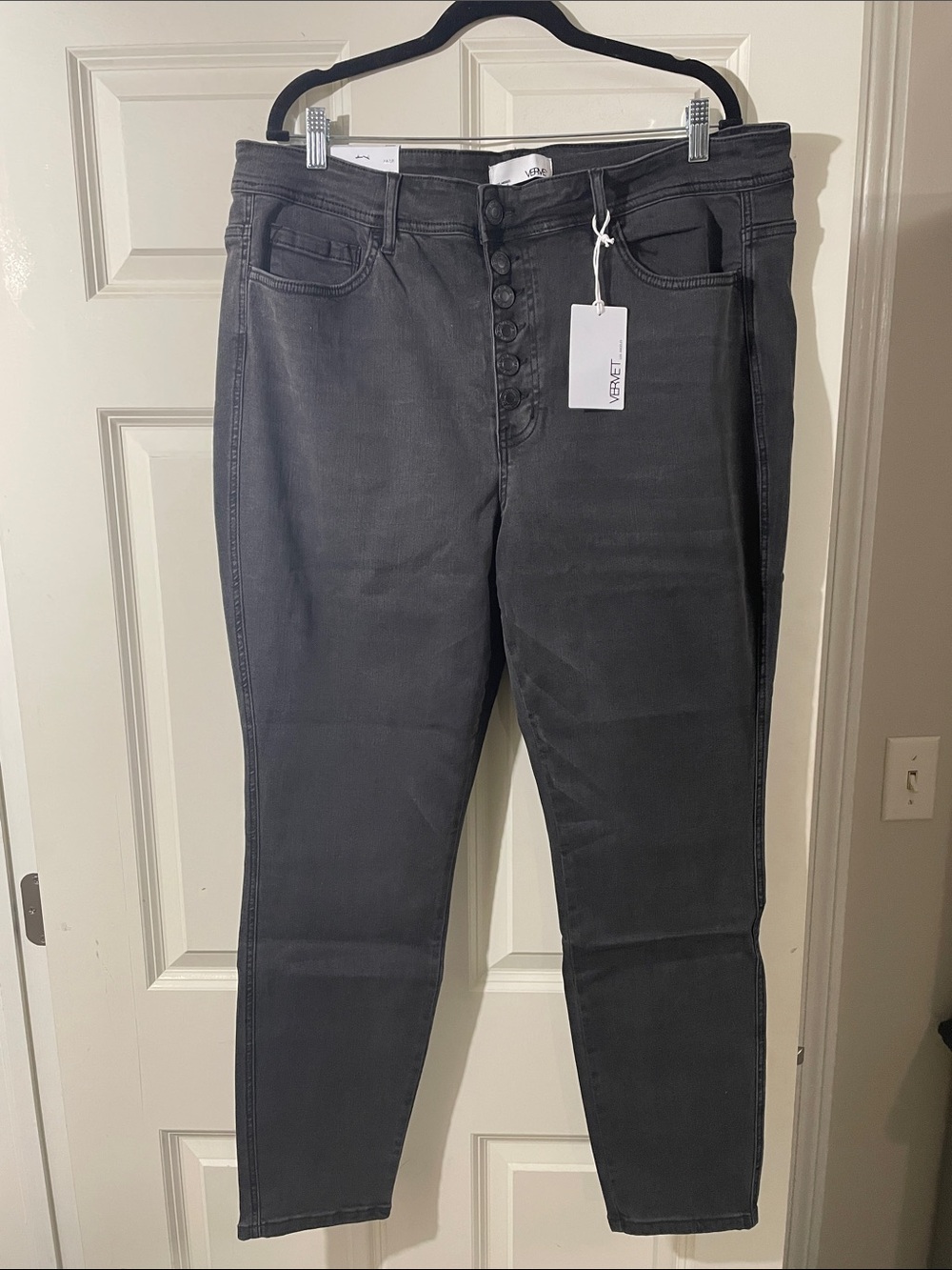 Vervet Black Women's Skinny Jeans - Button Fly